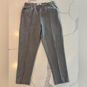 Everlane The Dream Pant.  Excellent condition.  Medium.  Heather grey.
